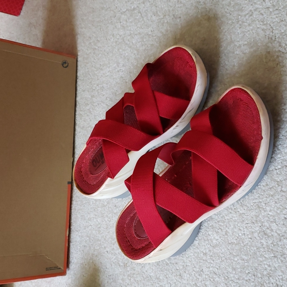 GUC Red Elastic Bands Sandals, Size 6